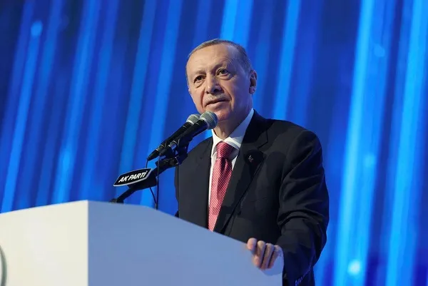 AK Parti startı Doğru zaman doğru adam sloganıyla verdi! Başkan Erdoğan seçim beyannamesini açıkladı