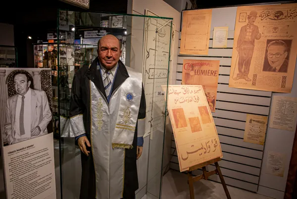 Ünlü yapımcı Türker İnanoğlu apar topar hastaneye kaldırıldı! Ameliyat için bekleniyor