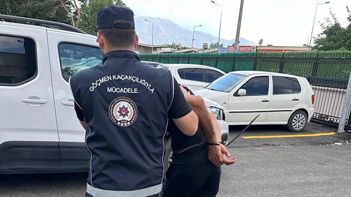 Erzincan'da 5 düzensiz göçmen yakalandı