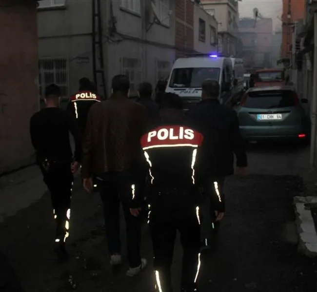 Adana’da 'Eşimi vurdum' diye ihbarda bulunan eski koca polisi alarma geçirdi! - 12