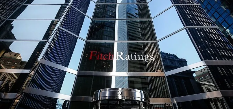 Fitch İngiltere'nin kredi notunu teyit etti