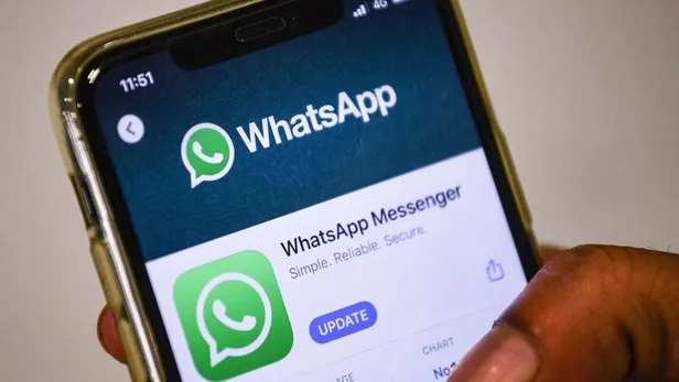 whatsappa-devrim-niteliginde-yenilik-fotograflari-artik-sizin-yerinize-duzenleyecek-1711264704808.jpg WhatsApp'a Devrim Niteliğinde Yenilik! Fotoğrafları Artık Sizin Yerinize Düzenleyecek! - 1