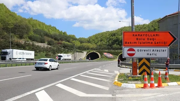 Son dakika: Yola çıkacaklar dikkat! Bolu Dağı Tüneli’nin İstanbul yönü 35 gün trafiğe kapatıldı