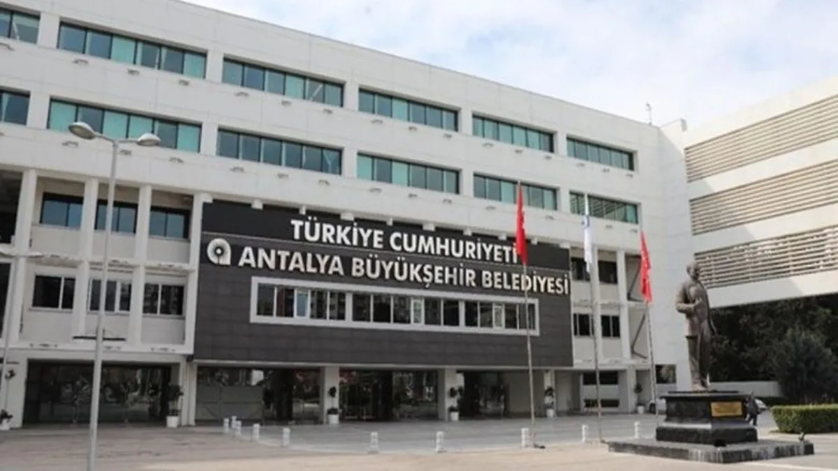 Antalya Büyükşehir Belediyesi'ne yönelik rüşvet soruşturması: 3 yeni gözaltı