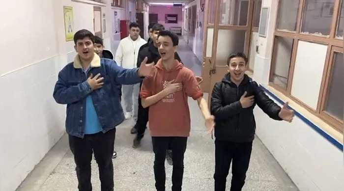 chpnin-kronik-otekilestirme-hastaligi-nuksetti-28-subat-kafasindan-kurtulamiyorlar-1772103539871.jpeg CHP'nin kronik ötekileştirme hastalığı nüksetti: 28 Şubat kafasından kurtulamıyorlar - 1