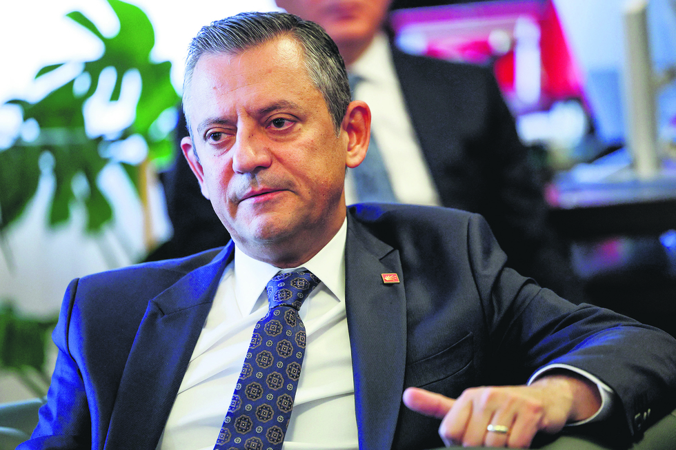Köşeye sıkıştı yalana sarıldı! CHP’de Gürsel Tekin’den Özgür Özel’e sert tepki: İçim yanıyor partinize sahip çıkın - 1
