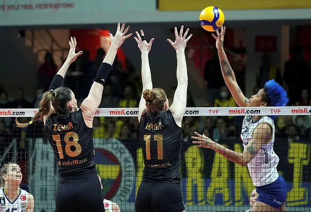 vakifbank-fenerbahce-opet-maci-canli-izle-2022-voleybol-sultanlar-ligi-final-maci-hangi-kanalda-ne-zaman-saat-1652366805496.jpg VakıfBank Fenerbahçe Opet maçı canlı izle: 2022 Voleybol Sultanlar Ligi final maçı hangi kanalda, ne zaman, saat kaçta? - 3