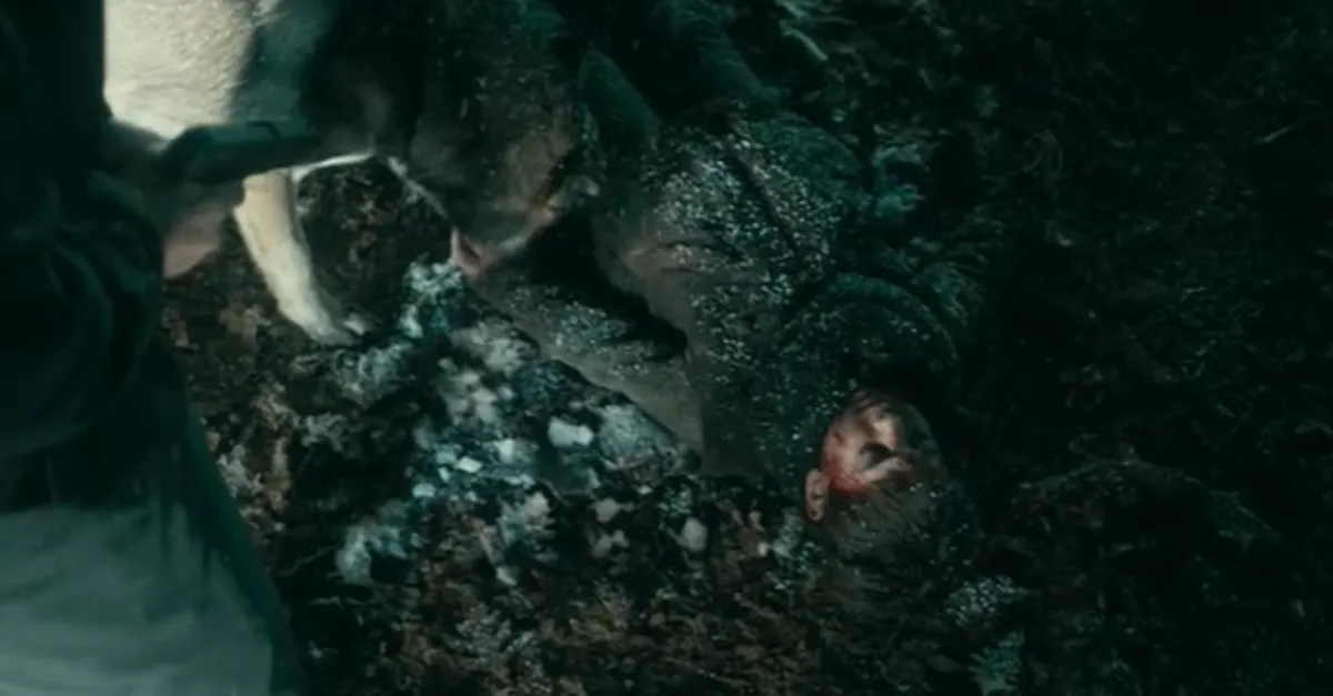 Yalnız Kurt dizisinde kurdun Altay'ı getirdiği sahne milyonlarda merak uyandırdı!