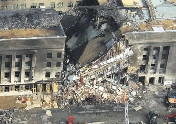 11 Eylül saldırılarında Pentagon tiyatrosu