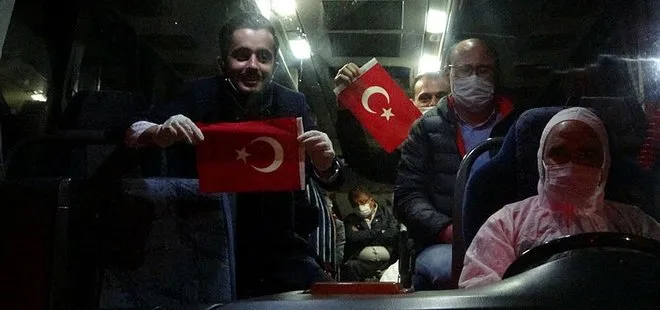 Kosova’dan Uşak’a geldiler Türk bayrağı salladılar