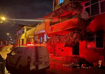 Kocaeli'nde eski kiracı evi ateşe verdi!