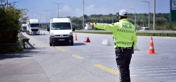 İçişleri Bakanlığından son dakika koronavirüs genelgesi! Kafe ve restoranlar nasıl hizmet verecek? Sokağa çıkma kısıtlamalarında yeni detay