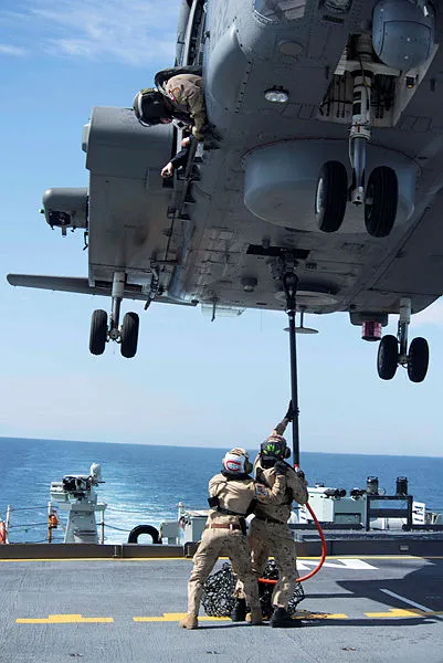 Son dakika: MSB: Kanada’ya ait FREDERICTON Fırkateyni’nin helikopteri düştü! Türkiye ve İtalya arama-kurtarma çalışması başlattı - 3
