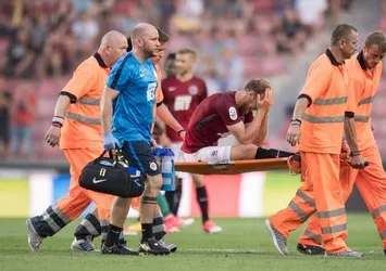 Semih Kaya sahayı gözyaşlarıyla terk etti