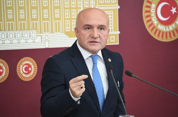 yeni-krizler-cikti-iyi-partiden-kilicdarogluna-bir-ayar-daha-erhan-usta-13-subatta-bir-ismin-cikacagini-ongorm-1674940678367.jpg Yeni krizler çıktı! İYİ Parti'den Kılıçdaroğlu'na bir ayar daha! Erhan Usta: 13 Şubat’ta bir ismin çıkacağını öngörmüyorum - 2