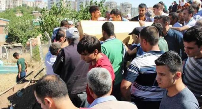 Diyarbakır’da şehit olan doktorun kanı yerde kalmadı