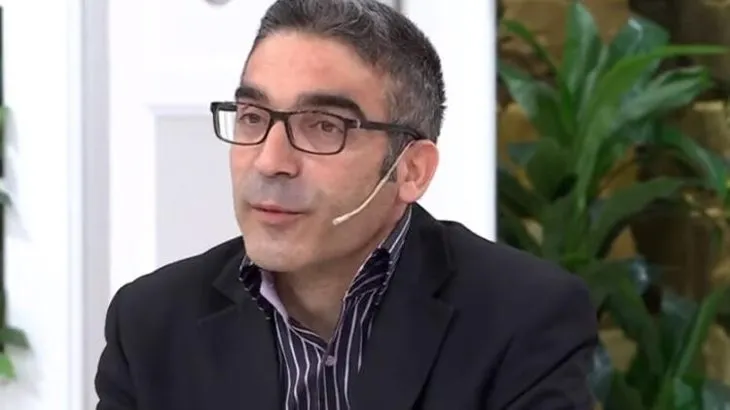 Esra Erol'daki olay milyonları ekrana kitledi! Ona kalp atıp bana ok yazıyordu! Nasıl şüphelendiğini duyunca şaşıracaksınız