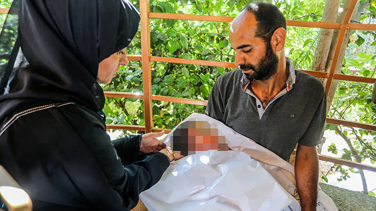 İsrail, Gazze'de sözde yardım merkezine gazla saldırdı: 21 ölü