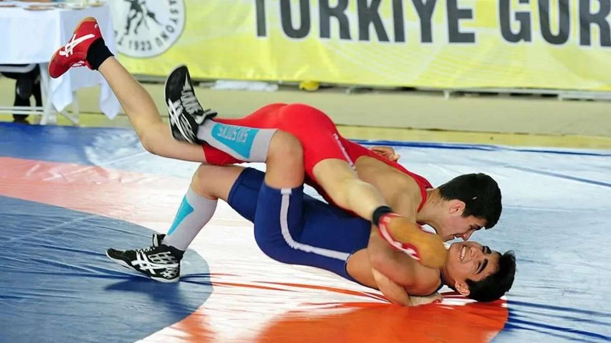 Antalya genç güreşçileri ağırlayacak