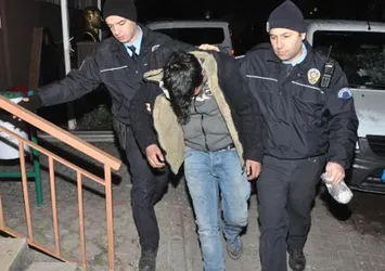 15 yaşında uyuşturucu satarken yakalandı