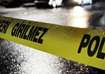 Erzincan'da polis otosuna bombalı saldırı!