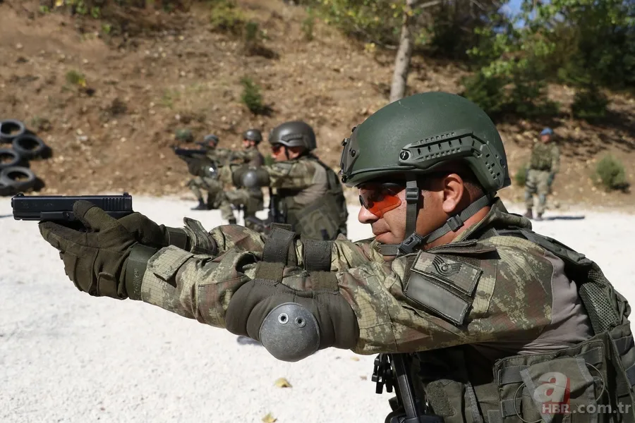 Isparta Eğirdir Dağ Komando Okulu ve Eğitim Merkezi Komutanlığı'nda zorlu eğitim 2