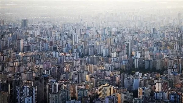 AK Parti düğmeye bastı! 1999 öncesi yapılarda zorunlu olacak! ’Türkiye Yüzyılı’nda kentsel dönüşüm hız kazanacak