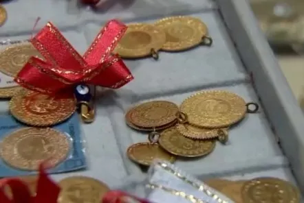 2023-altin-yili-mi-olacak-yatirimci-ne-yapmali-gram-altin-ne-kadar-oldu-1672652720398.jpg