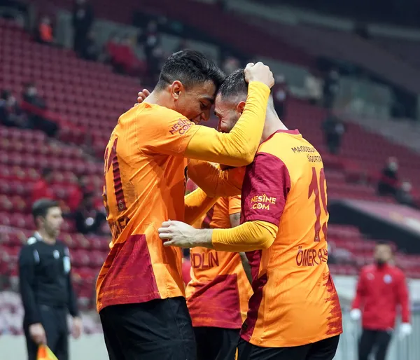 galatasarayli-mustafa-muhammed-ok-atmaya-devam-ediyor-6-macta-6-gole-ulasti-1614452402076.jpg Galatasaraylı Mustafa Muhammed ok atmaya devam ediyor! 6 maçta 6 gole ulaştı - 6