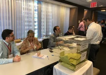 Yurt dışında oy sandıkları kapandı