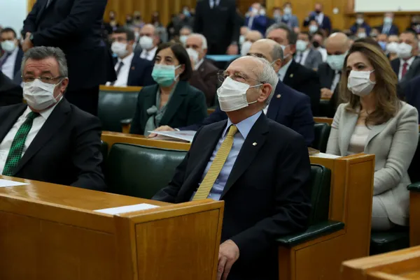 Partisindeki tacizlere ses çıkarmayan, HDP’yi koruyan Kılıçdaroğlu Bilim Kurulunu hedef aldı