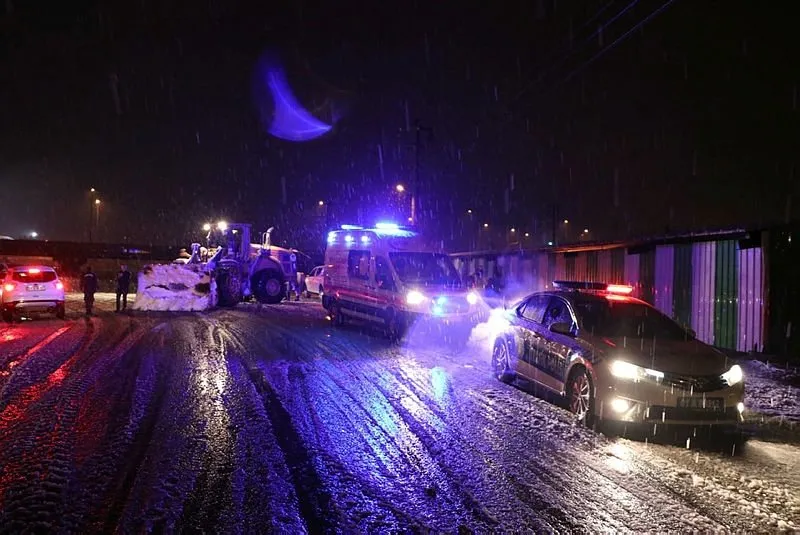 Adana Nin Pozanti Ilcesinde Cig Dustu A Haber En Son Haberler