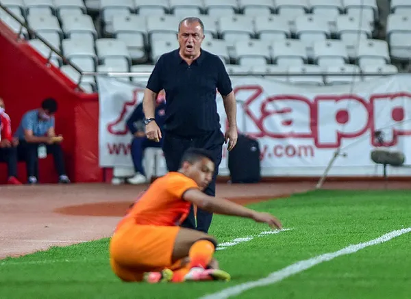 Aslan Mohemmed ile güldü | Antalyaspor: 0 - Galatasaray: 1 MAÇ SONUCU ÖZET Süper Lig 37. hafta...