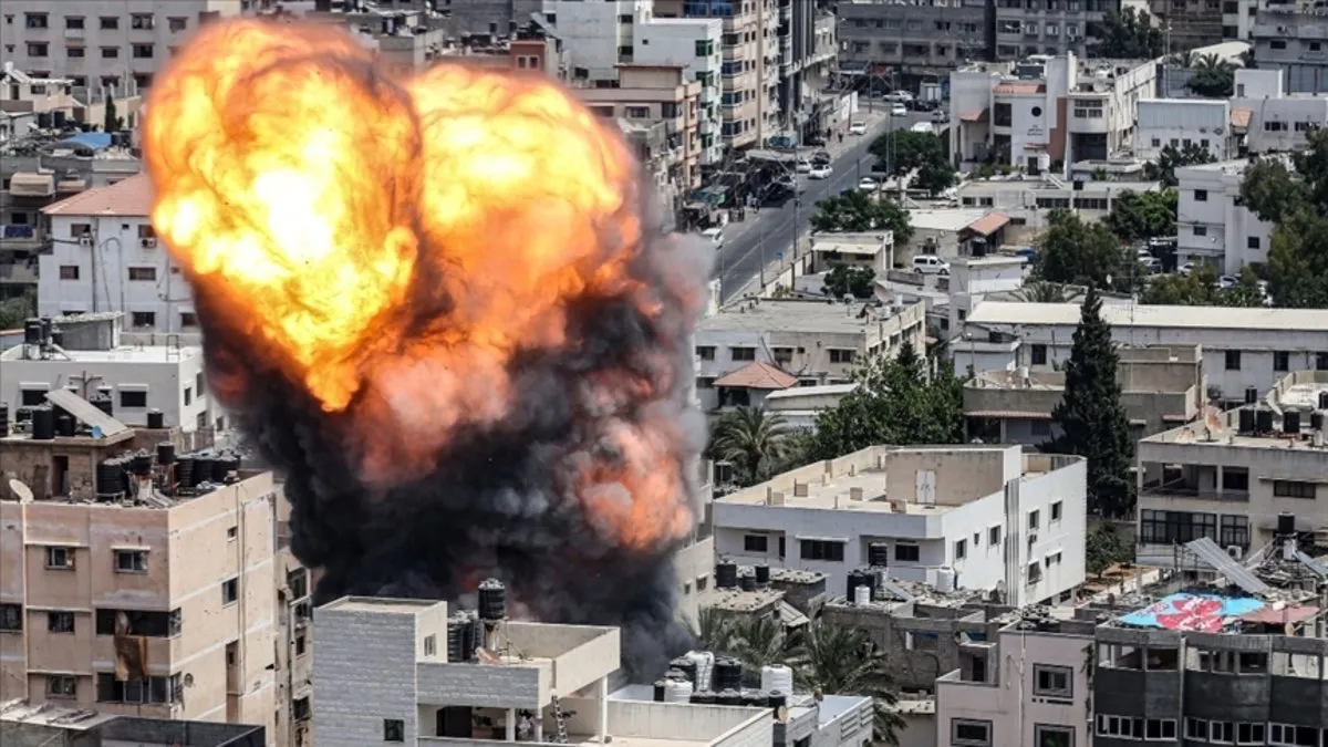 Katil İsrail ordusunun Refah'ı bombalaması sonucu 6 kişi öldü