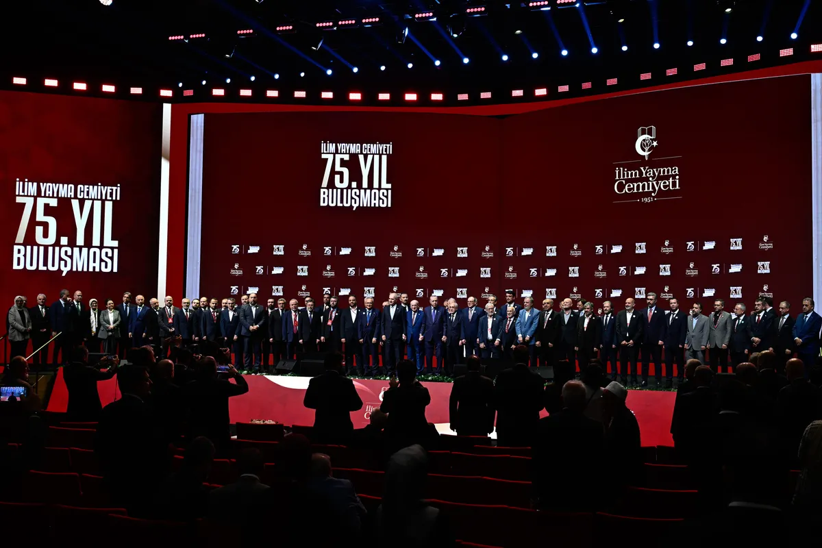 Başkan Erdoğan'dan dijital hegemonya uyarısı: Tekno oligarklar gençlere büyük tehdit - 6