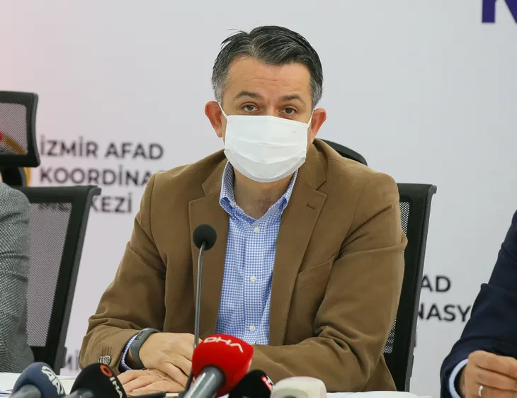 Son dakika: İzmir’e giden bakanlardan AFAD Koordinasyon Merkezi’nde flaş açıklamalar