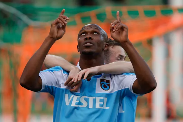 Trabzonspor’dan ayrılan Anthony Nwakaeme’nin yeni takımı! Yıllık maaşı ortaya çıktı...