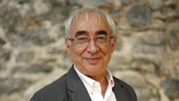 sener-sen-sevenlerini-uzdu-son-kez-sahneye-cikti-1749632309167.jpeg Kaynak: A HABER ARŞİV