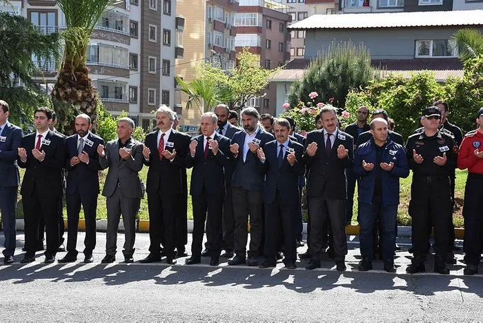 JÖAK Timi şehit lerine veda.