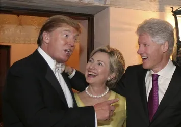 Clinton, Trump'ın 5 puan önünde