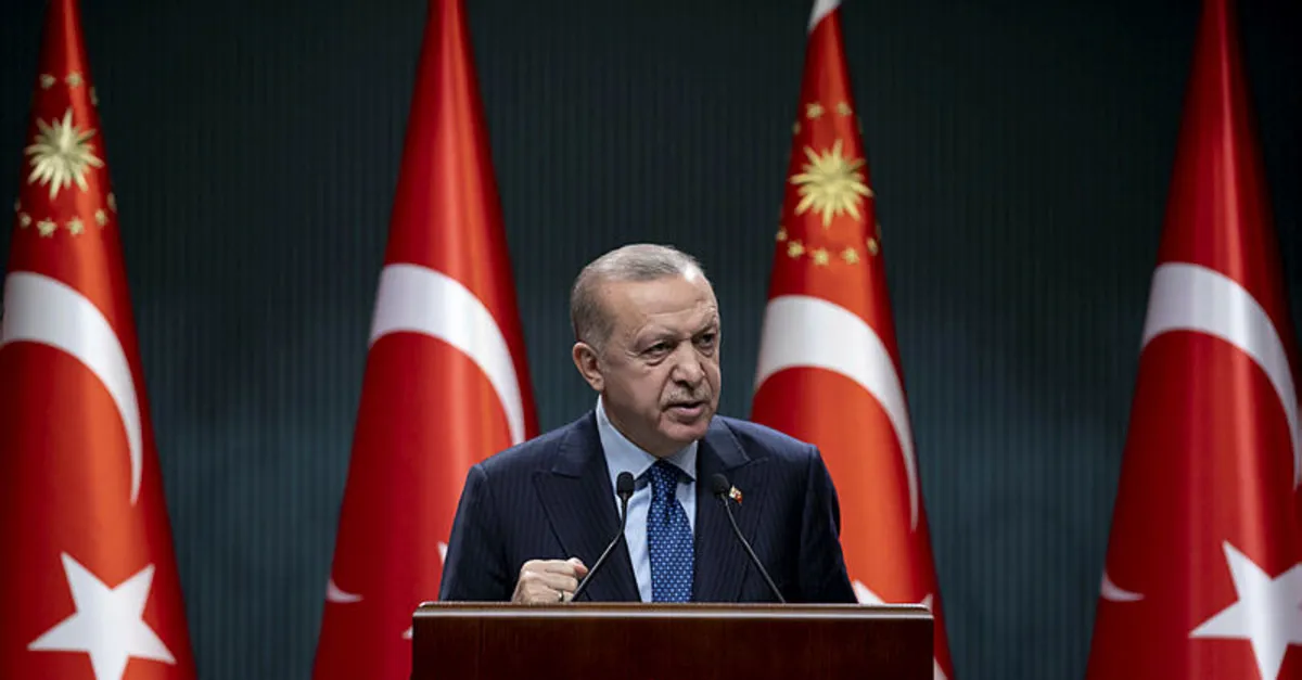 Başkan Erdoğan'dan son dakika yeni anayasa mesajı: Cumhur İttifakı olarak yeni ve sivil anayasa metnimizi...