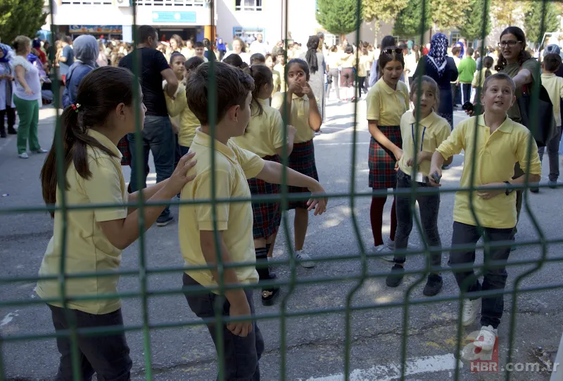 Deprem nedeniyle İstanbullular parklara akın etti 16