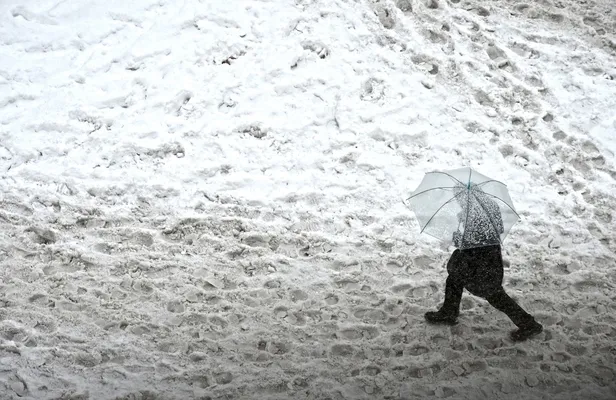 İstanbul kar yağışı son dakika! İstanbul’a ne zaman kar yağacak? Meteoroloji ve AKOM son açıklamalar...