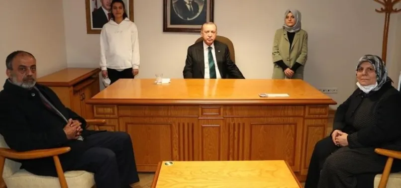 Son dakika: Başkan Erdoğan Gara şehidi Astsubay Çavuş Semih Özbey'in ailesi ile bir araya geldi