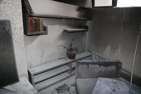 İzzet Yıldızhan'ın evi yandı, çocukları ölümden döndü - 1
