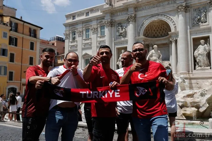 Roma sokaklarını Türk bayraklarıyla gezdiler! Türkiye'nin itici gücünden gövde gösterisi