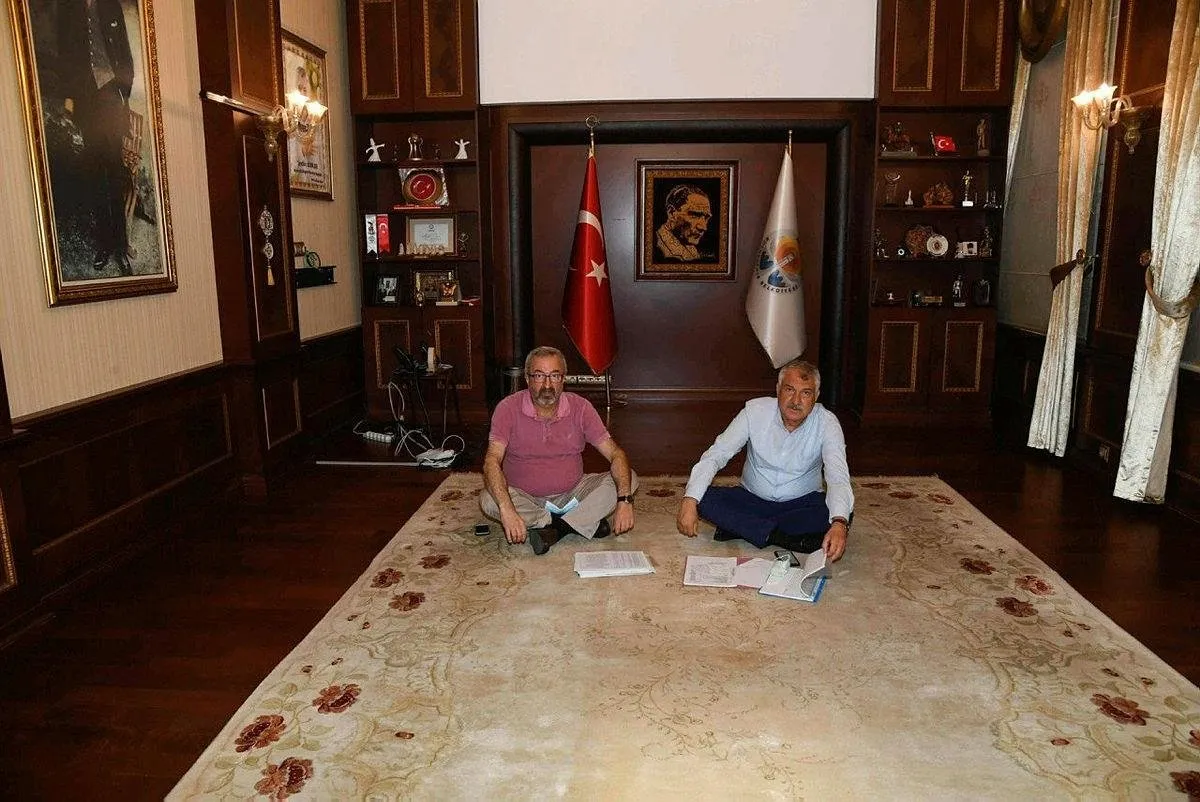 chp li adana belediyesinde skandallar