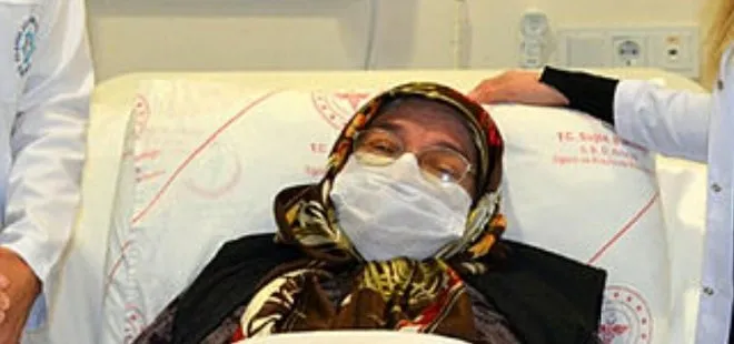 Antalya’da karın ağrısı şikayetiyle hastaneye giden kadının karnından 20 kilo kitle çıkarıldı