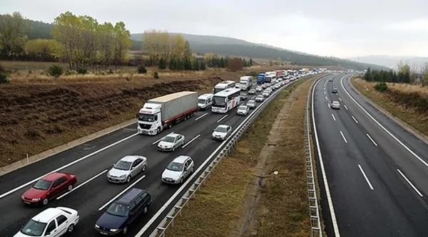 Son dakika: Otoyollarda yeni dönem yarın başlıyor! Araç sahiplerini ilgilendiriyor: Otomobillerin hız sınırları yükseltildi - 4