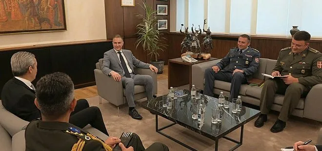 Sırbistan Savunma Bakanı Stefanovic Türkiye’nin Belgrad Büyükelçisi Aksoy ile görüştü